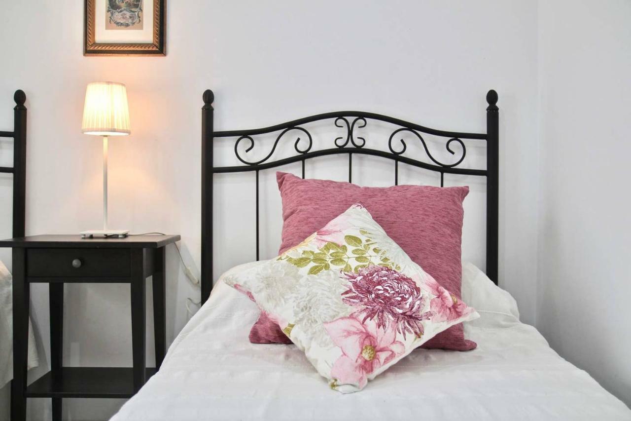 Apartamento Patio Junto A La Playa Cadiz Bagian luar foto