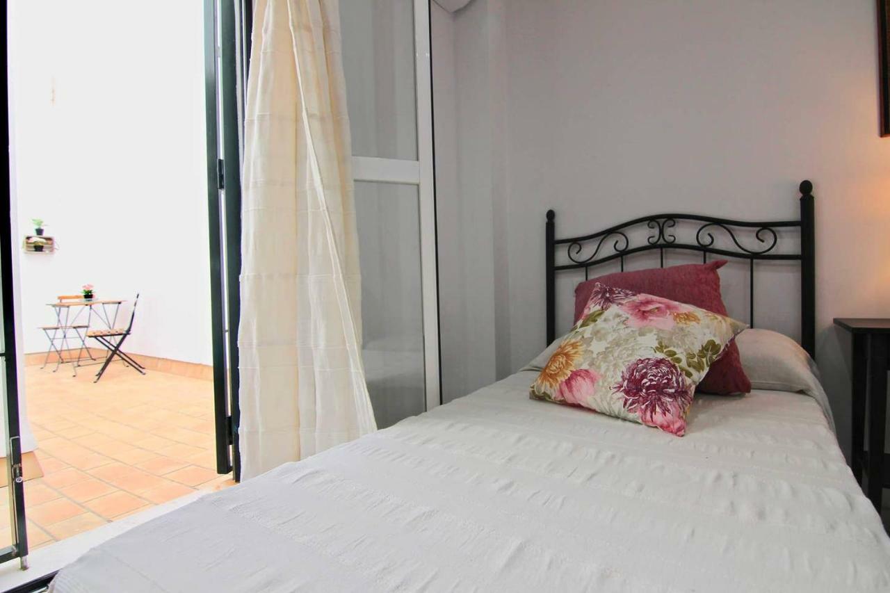 Apartamento Patio Junto A La Playa Cadiz Bagian luar foto